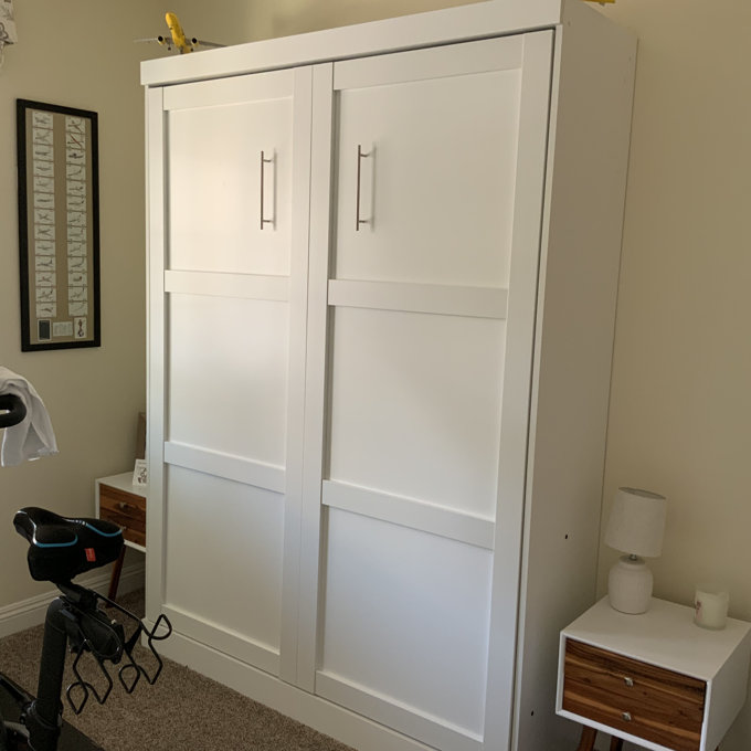 Logan Murphyです。 Wade Logan® Arlex Murphy Bed Space-Saving Wall Bed for Guest